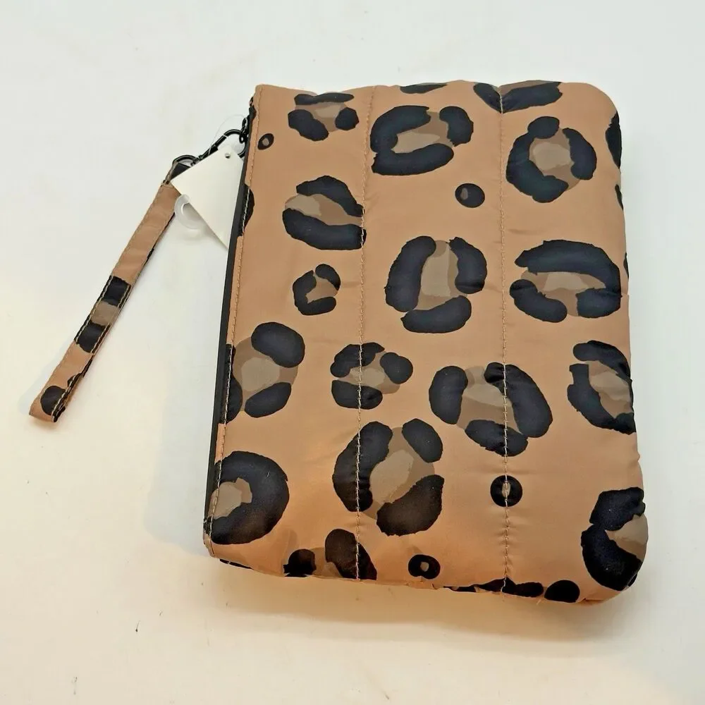 Cedarwood Threads Padded Sleeve E-Reader Case Kindle Paperwhite Kobo Zip Leopard